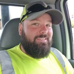 Meet your Posher, Dustin